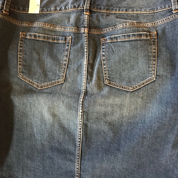 NWT Torrid 14 Denim Pencil Skit - Picture 3 of 5